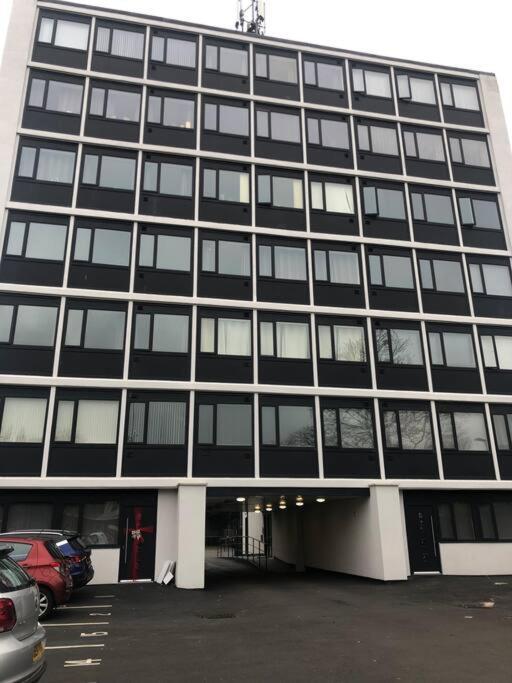 Entire Apartment / Nec / Resorts World / Birmingham Airport Sheldon  외부 사진